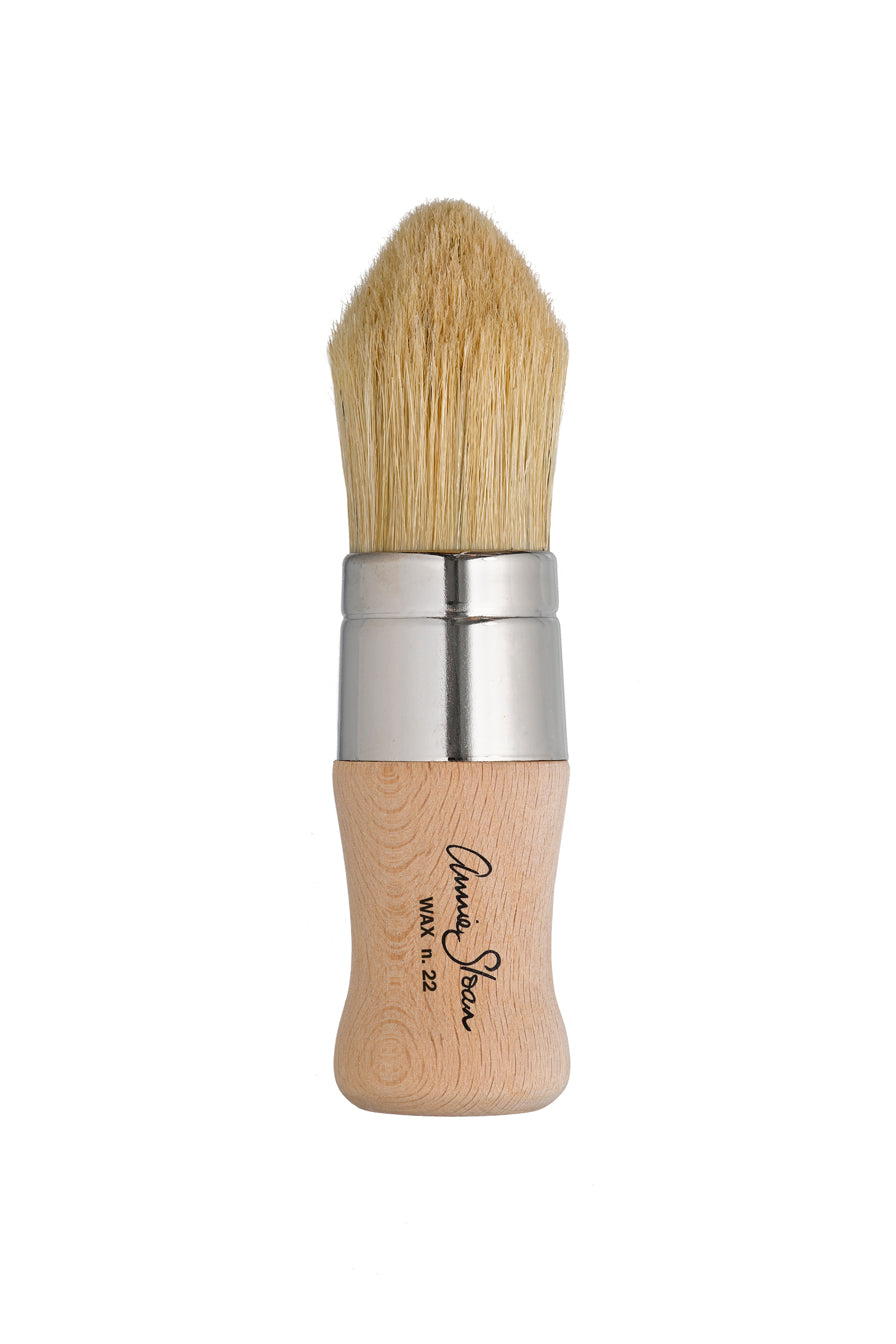 Do you have to outlet use annie sloan paint brushes
